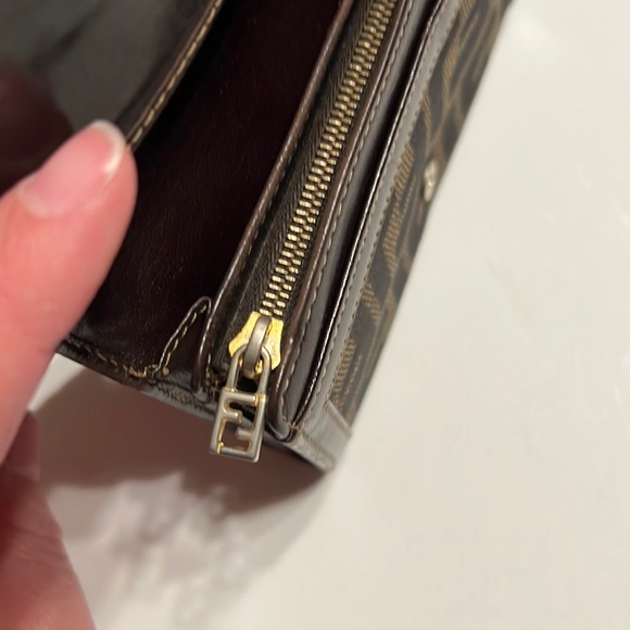 Fendi Monogram Long Wallet with Box - Picture 10 of 16